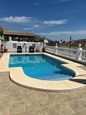 Casa Abuela, Mondrón